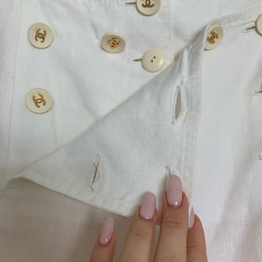 CHANEL Pre-Owned Linen
Sailor flared cropped pants - Picture 4 of 4